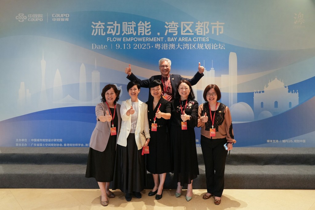 何永賢指，論壇上不少與會者也很欣賞香港特區政府如此大規模的扶貧舉措。何永賢fb圖片