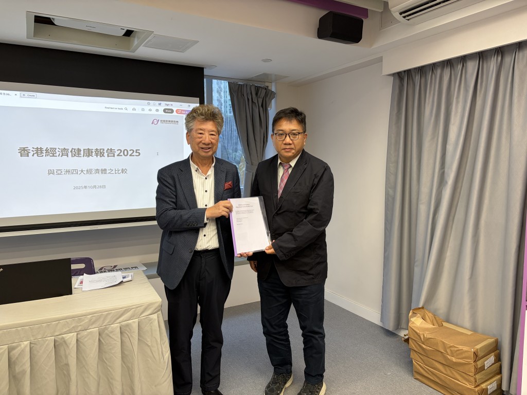 民思政策研究所所長湯家驊(左)和首席研究員張達明(右)。林彥汛攝 民思政策研究所所長湯家驊(左)和首席研究員張達明(右)。林彥汛攝