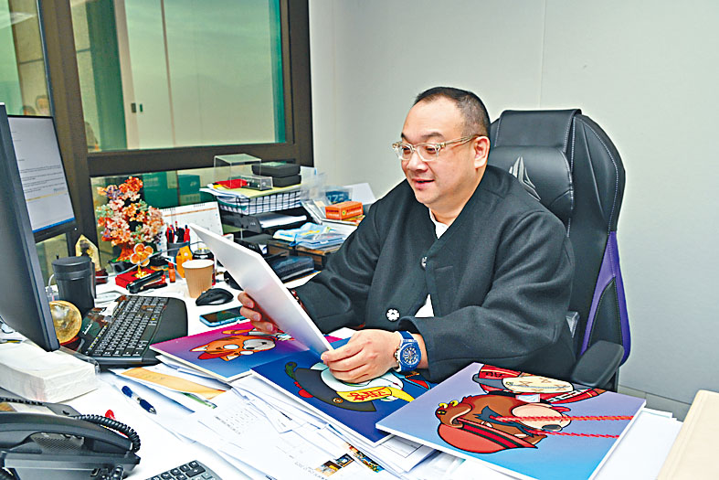 陳恩德有「蟲草大王」之稱，買入易還財務股份。