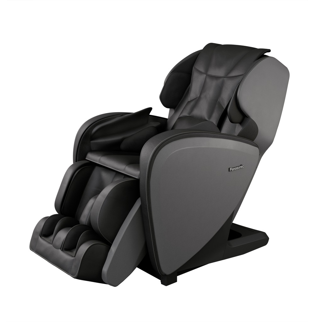 Panasonic  Momi Momi溫感專業按摩椅EPMAF1/原價$38,800、現售$23,800/Aeon，糅合揉捏、推拿、揉捏和滾動，以及敲打等4種按摩精髓。