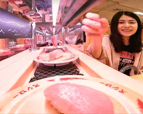台灣連鎖店壽司郎的輸送帶上出現老鼠奔跑。壽司郎facebook截圖