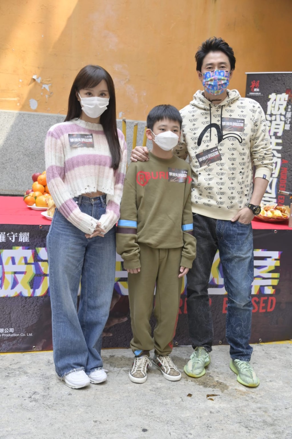 陳靜戲中有個8歲大的兒子。