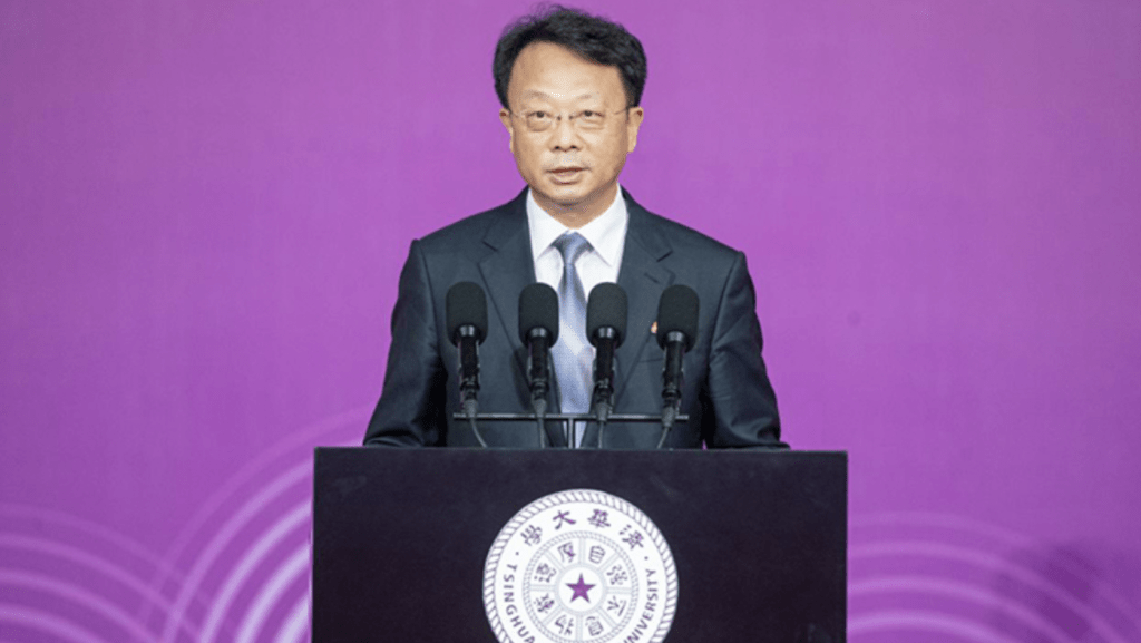 王希勤的第十四屆全國人民代表大會常務委員會委員、全國人民代表大會教育科學文化衛生委員會副主任委員職務相應終止。 王希勤的第十四屆全國人民代表大會常務委員會委員、全國人民代表大會教育科學文化衛生委員會副主任委員職務相應終止。