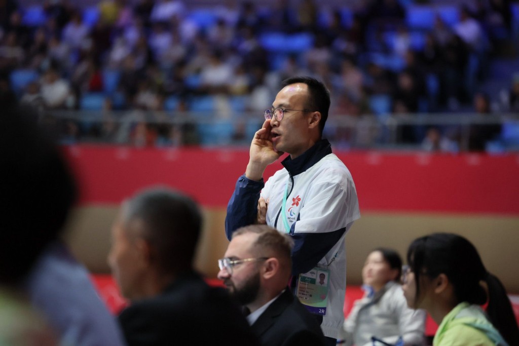 港隊教練黃金球。 中國香港殘疾人奧委會圖片