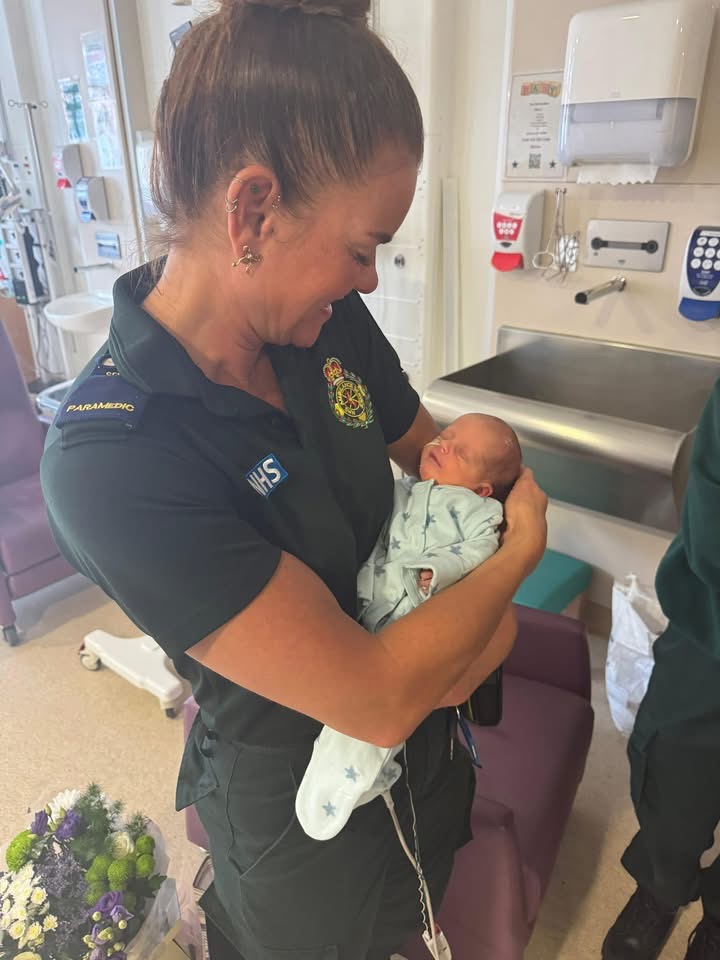 梅根感謝醫護人員對母子倆的照顧。 fb / Megan Isherwood 梅根感謝醫護人員對母子倆的照顧。 fb / Megan Isherwood