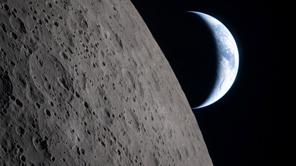 「阿提米絲2號」近日回傳多張利用Nikon D5拍攝的太空照。路透社