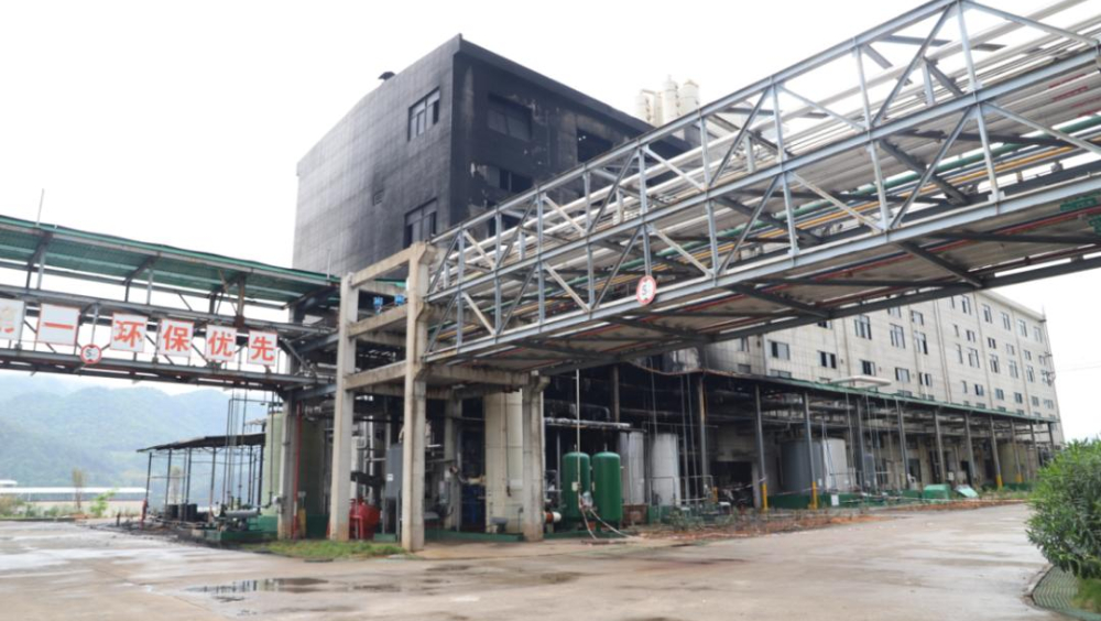 寧夏一化工廠爆炸致2死4傷,兩個多月前同公司曾發生爆燃事故。 澎湃新聞