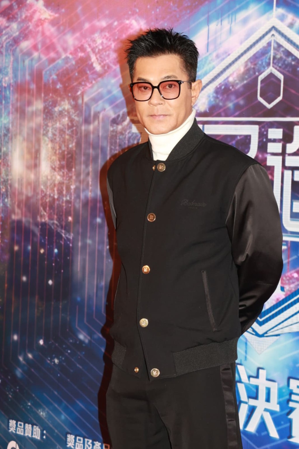 古仔並計劃《尋秦記》在外地辦慶功。 古仔並計劃《尋秦記》在外地辦慶功。