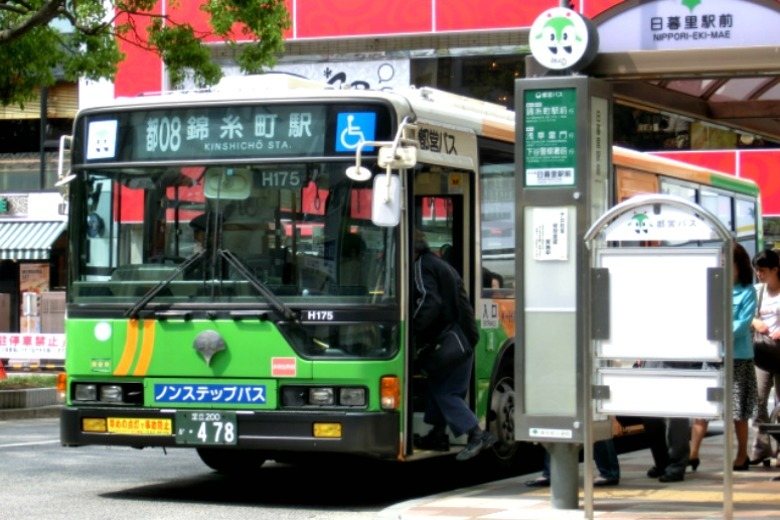 日本巴士司機缺人，要削減班次，並上調票價。東京スカイツリー 直行バス