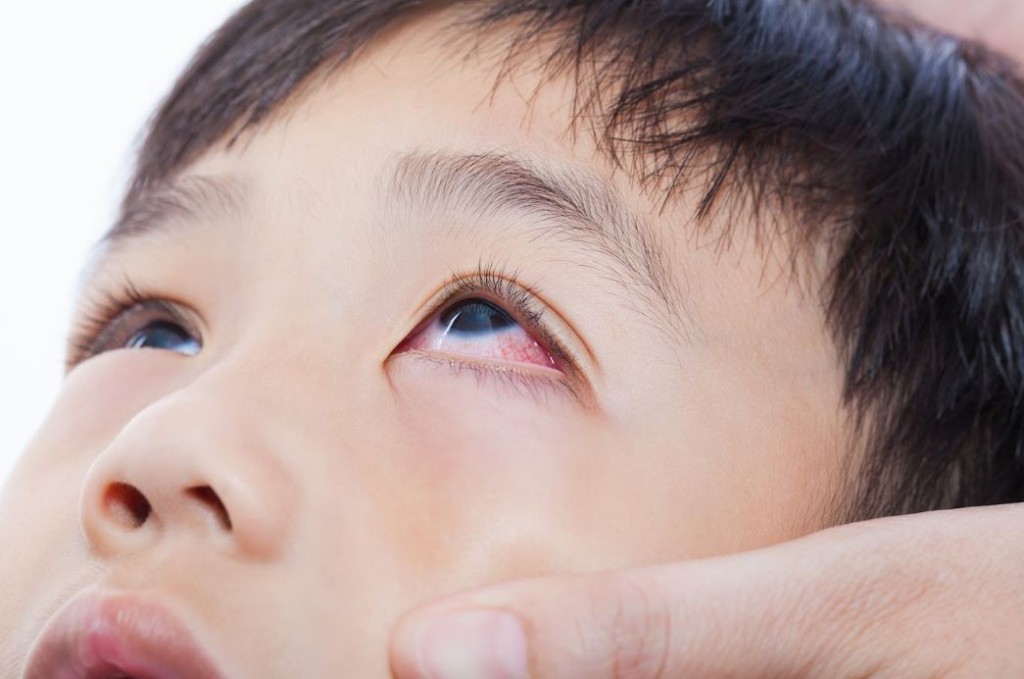 如果持续感到不适，应尽早求医。（示意图，Shutterstock）
