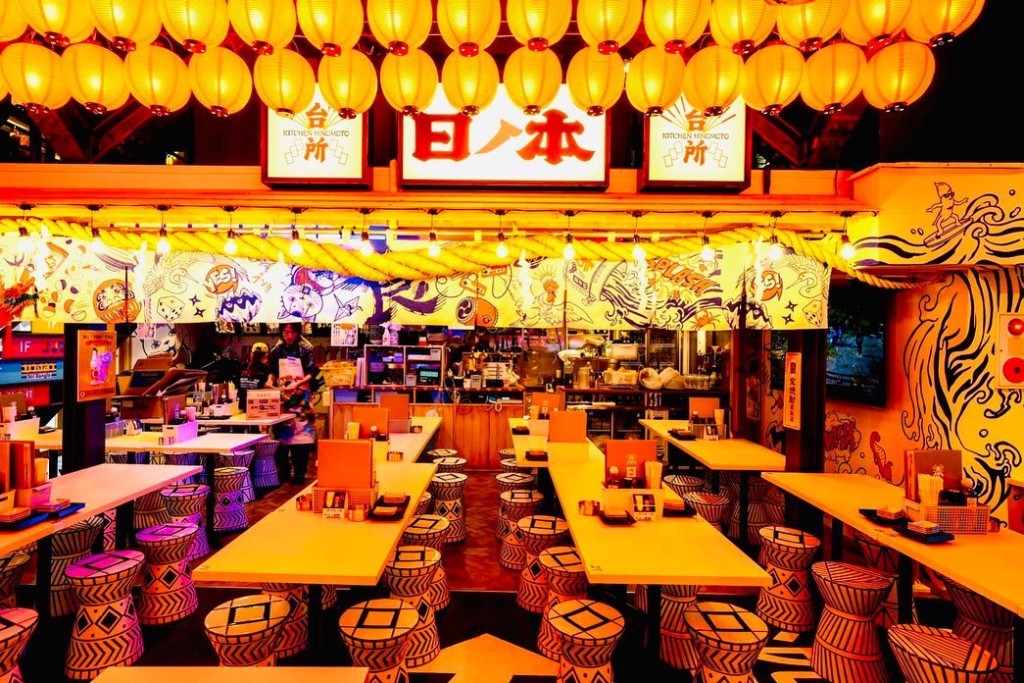 日本食堂「日ノ本」，是美食街地面层的焦点食肆。