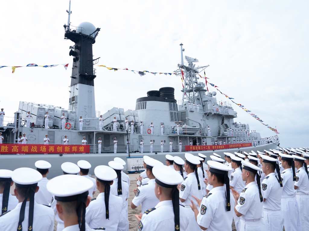 「中華第一艦」退出現役。 新華社