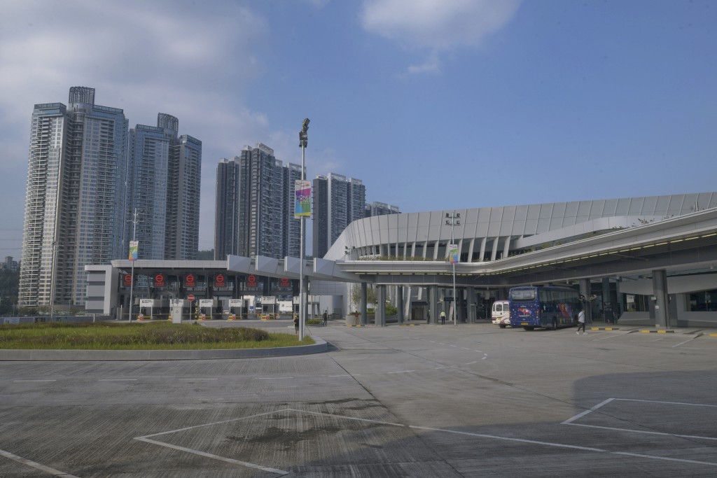 香園圍邊境管制站。資料圖片