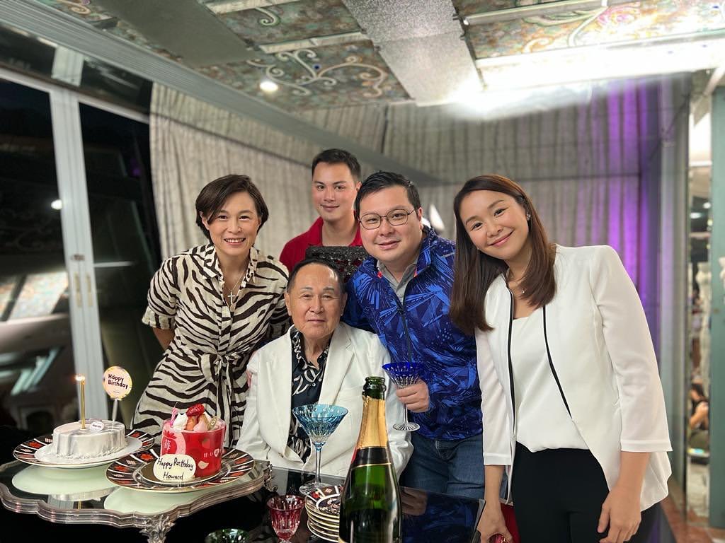 趙式浩去年過生日，一家人慶祝，見到已經86歲的趙世曾依然好精靈。
