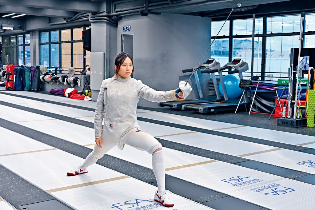 Moriah过去曾在多项剑击赛事取得相当不俗的成绩。