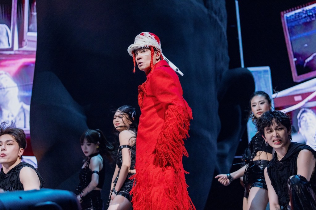 小春想搞中環戶外騷。 小春想搞中環戶外騷。