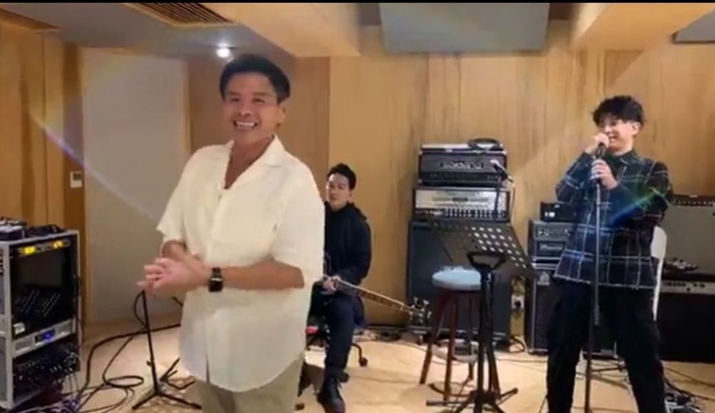 之前OP幫頭條娛樂Fb專頁開live,Gary以嘉賓身份撐場兼伴奏,更帶笑話飽歷風霜。