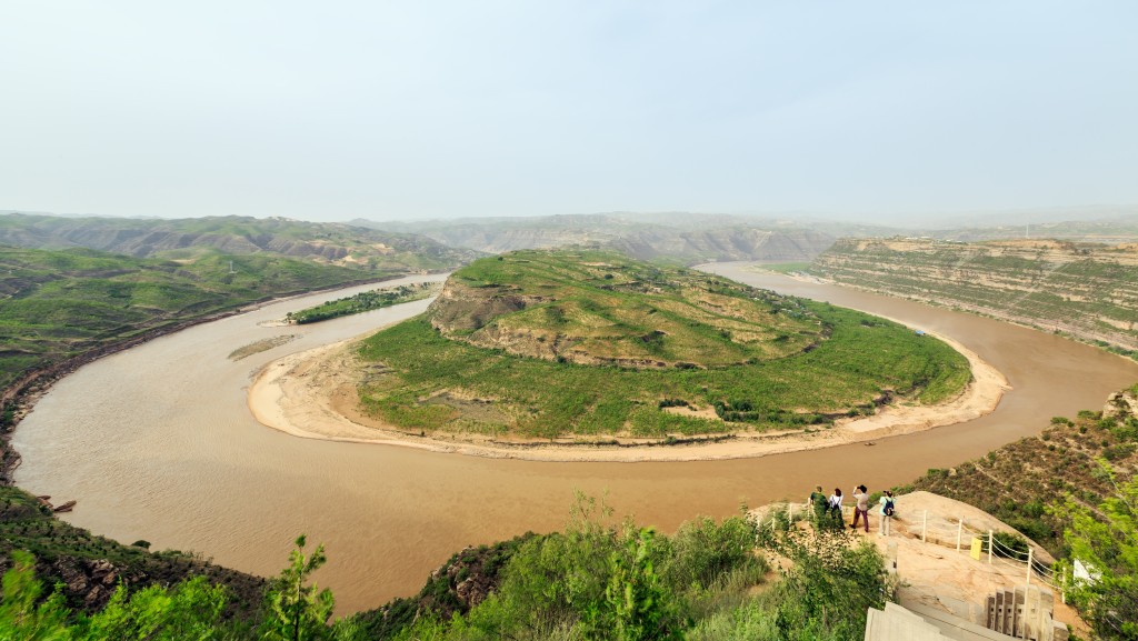 陕西黄河第一湾曾经的黄色河流。