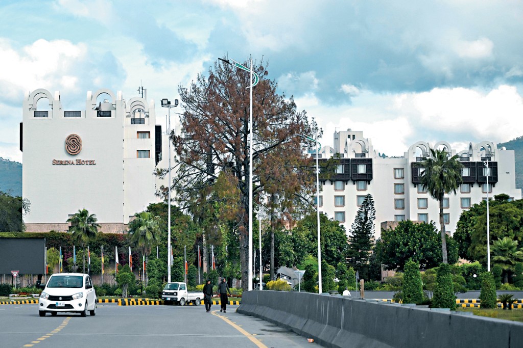 預期美伊代表團入住巴基斯坦首都伊斯蘭堡的五星級Serena酒店。