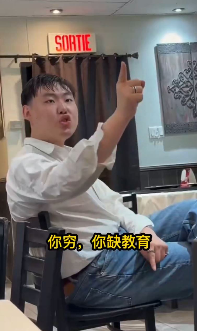 加拿大“Walker哥”因未获免费胶袋，不断侮辱侍应“你是贱命”爆红。Ｘ