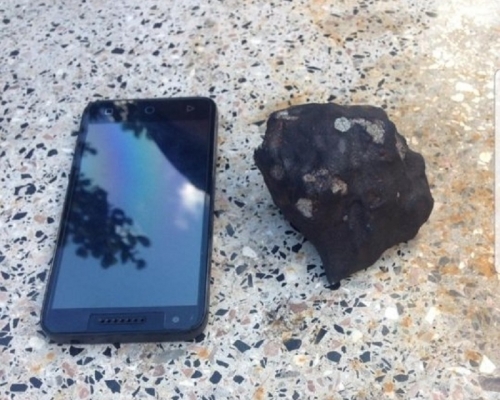 古巴天降隕石碎屑。網上圖片