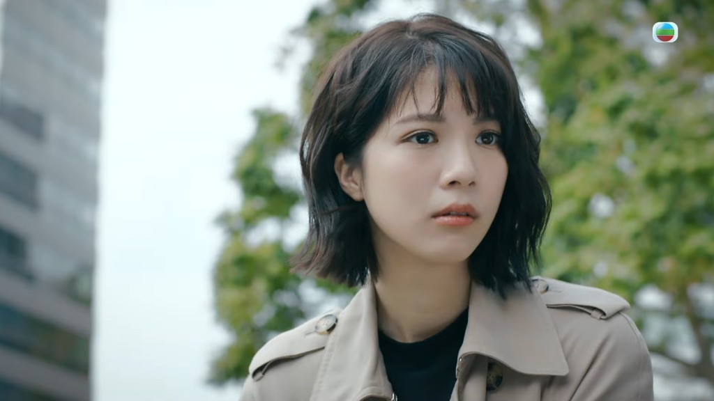 陳曉華近年上位做女一。