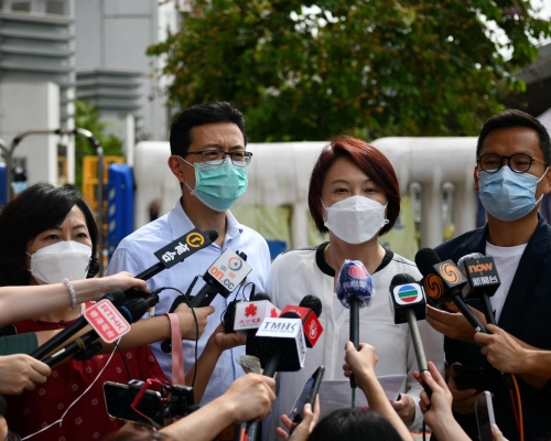 民建聯、工聯會與中聯辦官員會晤,請求中央協助香港抗疫。