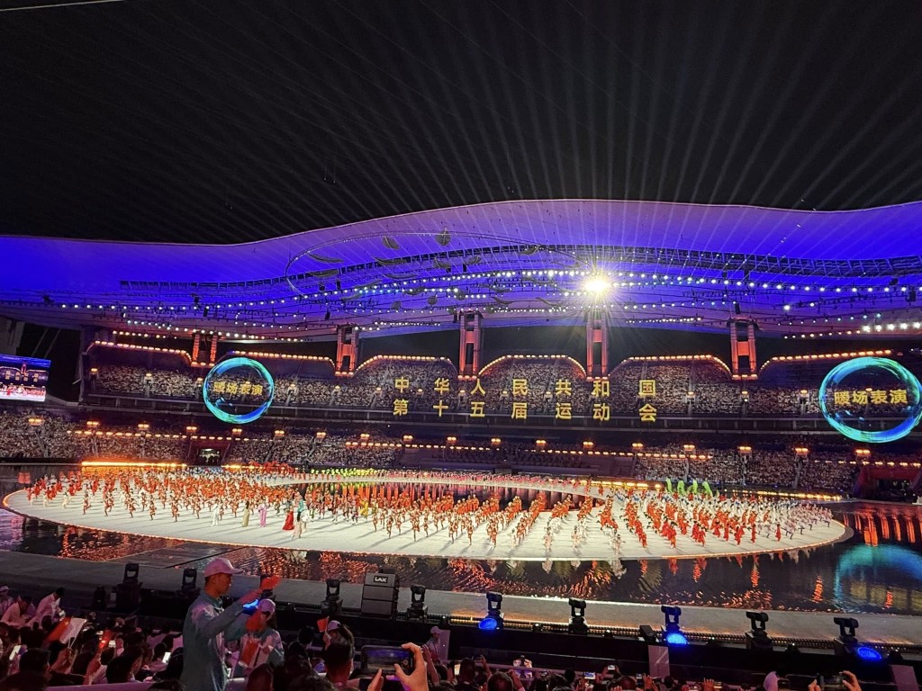 她向參與設計、製作、演出的所有人員「喝一聲彩！真的好！」