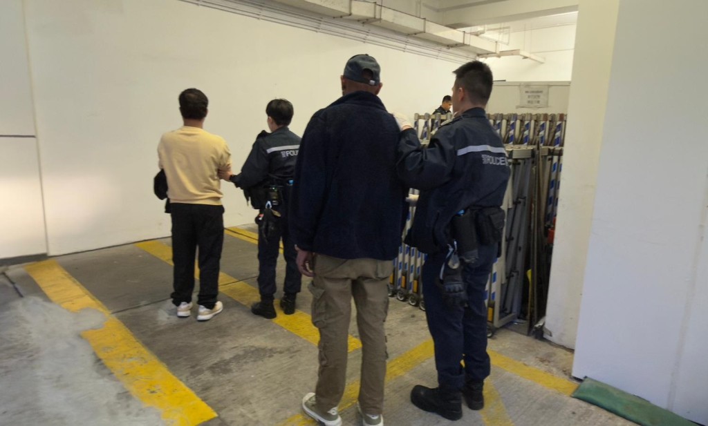 跨部門港島打擊黑工聯合行動 拘捕19人。警方圖片