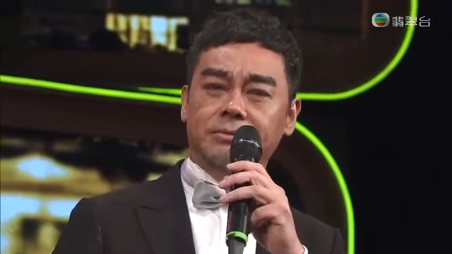 刘青云在2015年获得影帝后，在台上说出「太空船论」感动全场。