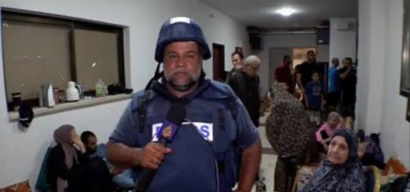 半島電視台記者達赫杜赫痛失4名家人。網上圖片