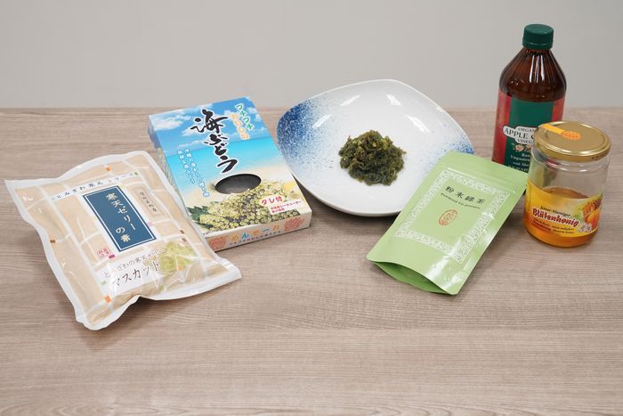 梁毓晴將海葡萄蒟蒻加入海葡萄蜂蜜綠茶,再雪凍飲用,營養豐富又消暑。(圖片由VTC提供)