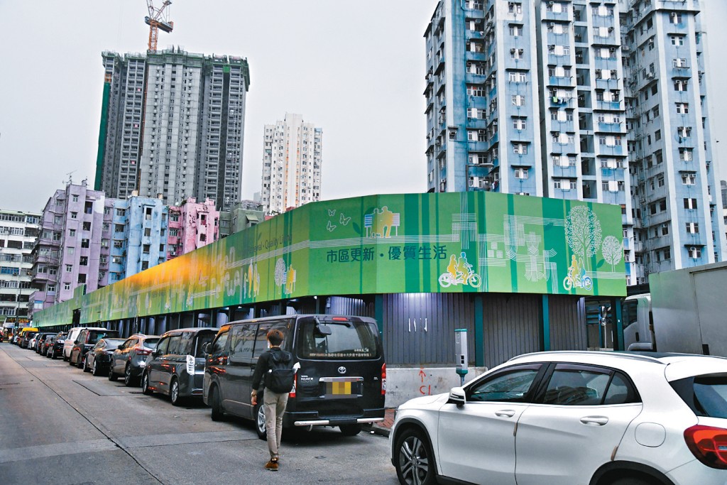 地政总署公布，上月共有5个项目申请预售楼花涉约2246伙。