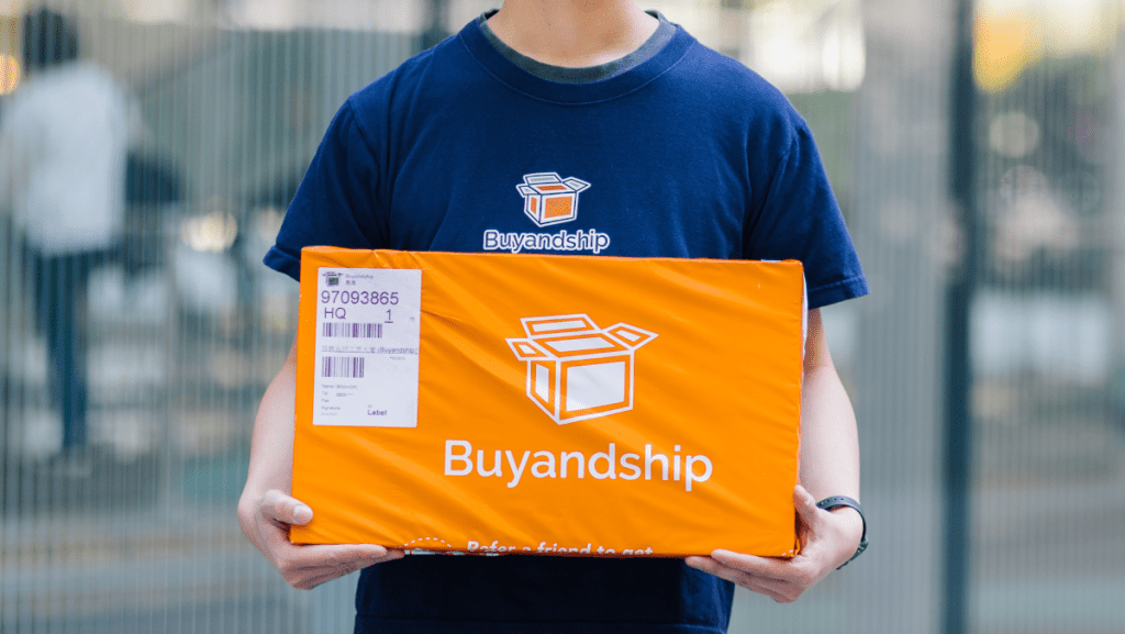 Buy&Ship聯合創始人兼首席執行官李兆倫表示,正進行C輪融資,再下一步將推進上市工作。 Buy&Ship聯合創始人兼首席執行官李兆倫表示,正進行C輪融資,再下一步將推進上市工作。