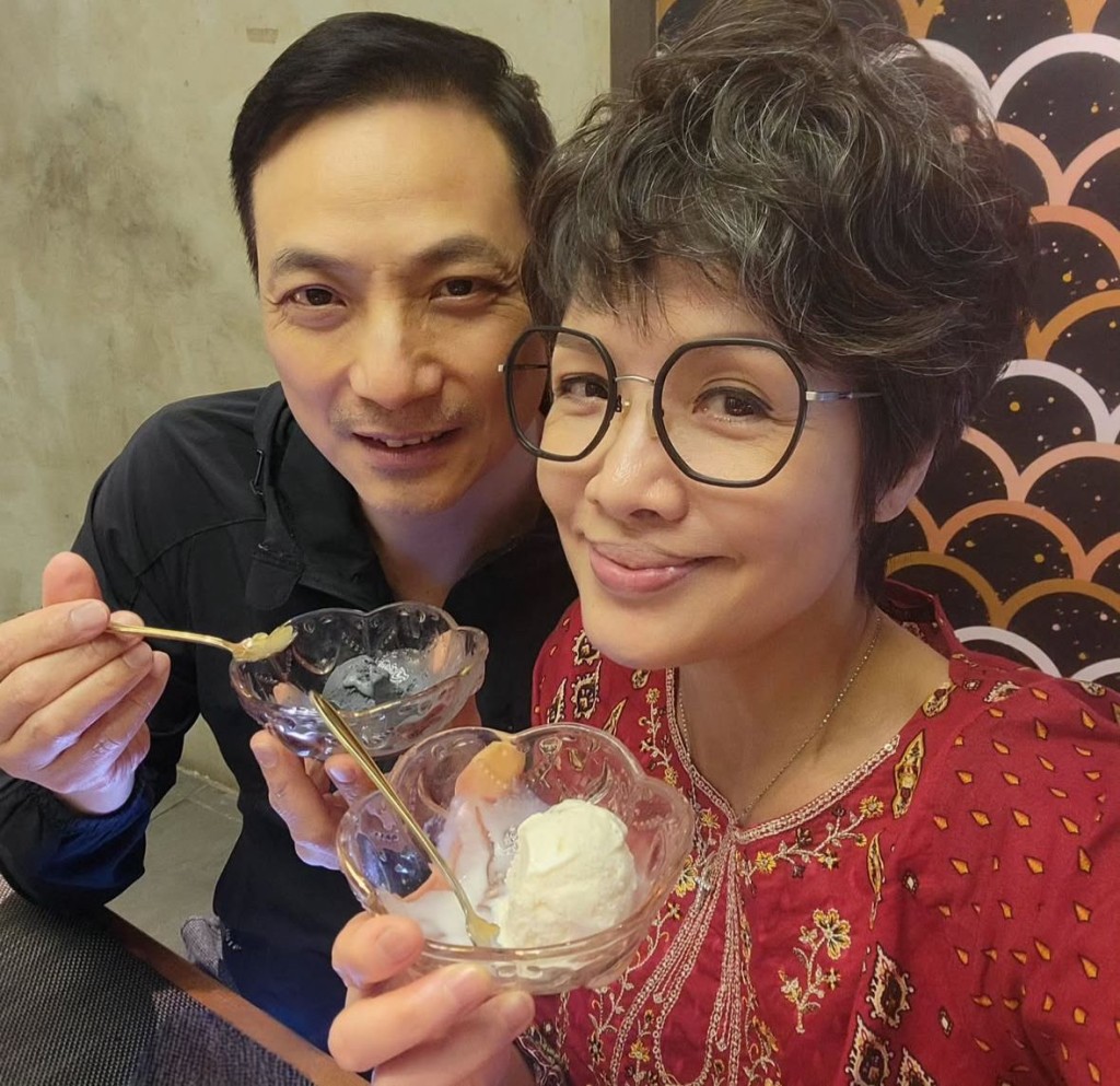 寶珮如笑言要努力操弗兼說服老公。