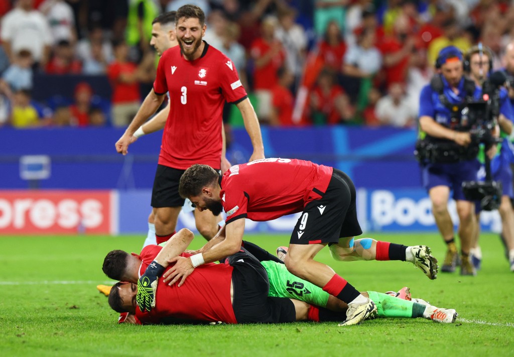 格鲁吉亚2:0击败葡萄牙次名晋级16强。REUTERS