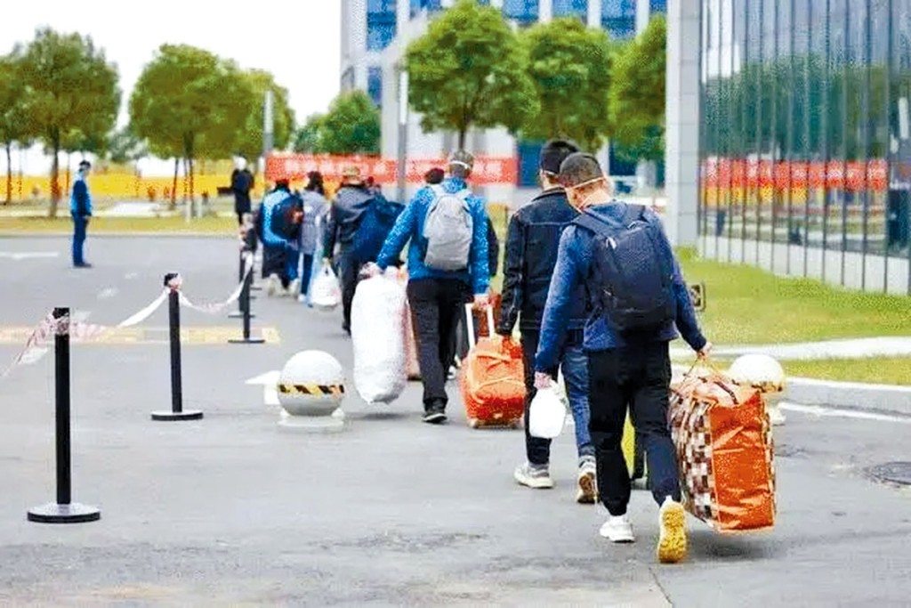「出走潮」之後，富士康鄭州廠迎來首批新員工。