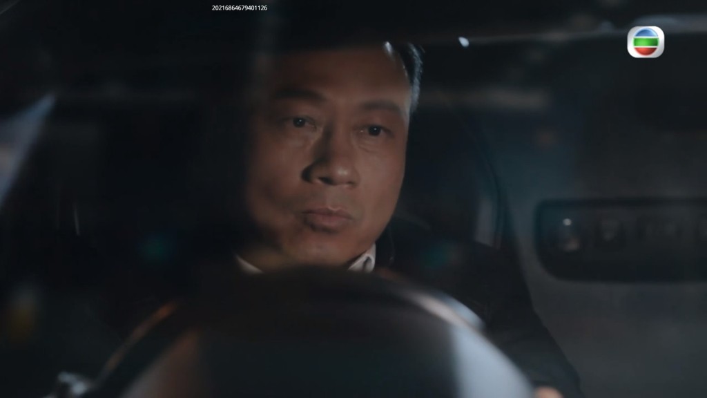 黎耀祥在TVB劇集《拳王》中駕駛名車。