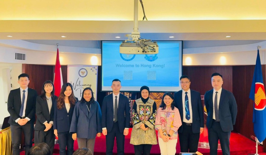 入境處今日（18日）應印尼駐香港總領事館的邀請，為逾180名新來港的印尼籍外籍家庭傭工舉辦專題講座。