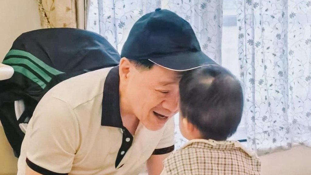 父親節︱李家超向天下父親致敬 分享爺孫溫馨照 細說父愛沉穩可靠