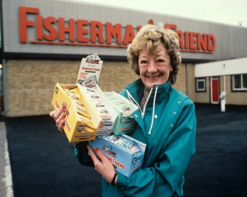 洛夫特豪斯将全数遗产捐给家乡。互联网图片