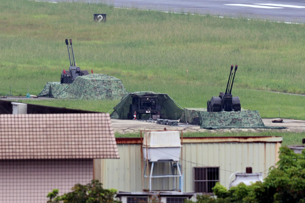 松山機場防空炮戒備。中時新聞網