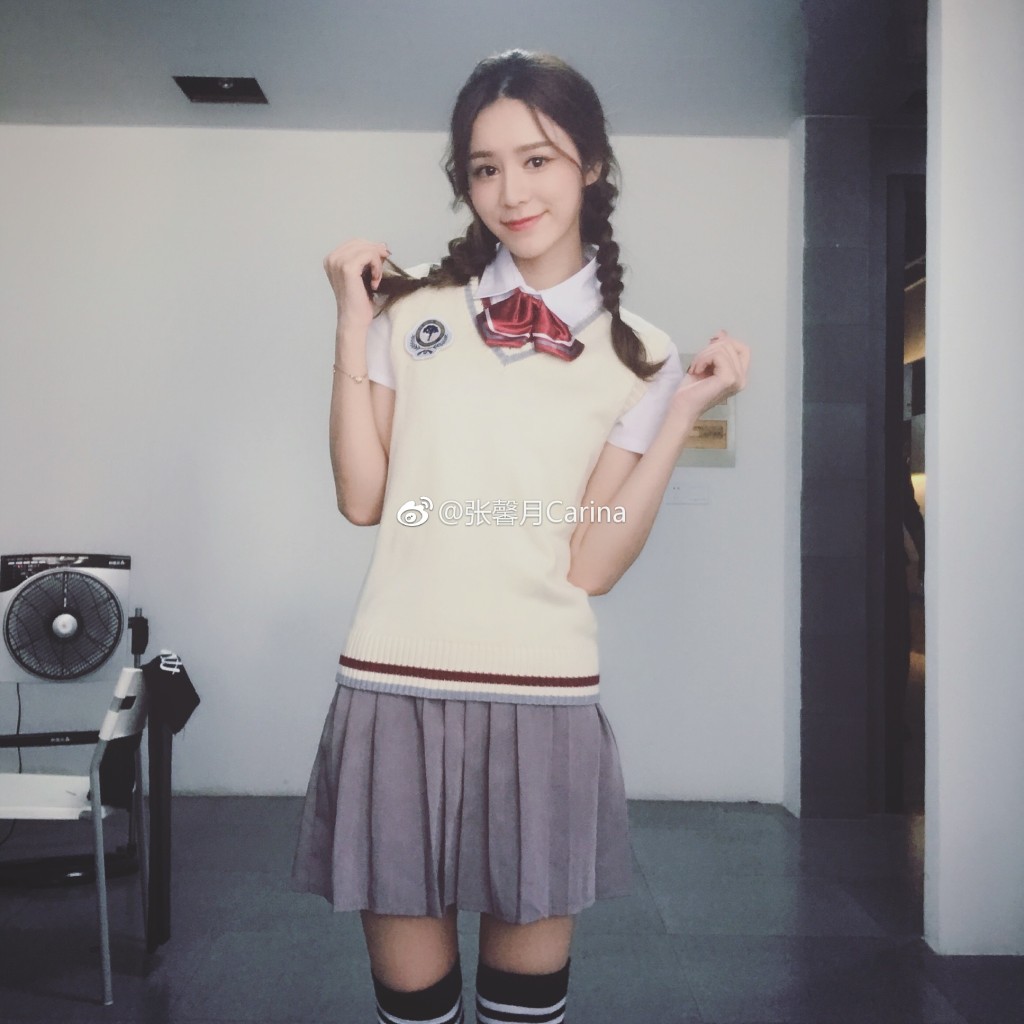 張馨月最愛在社交平台甫相。