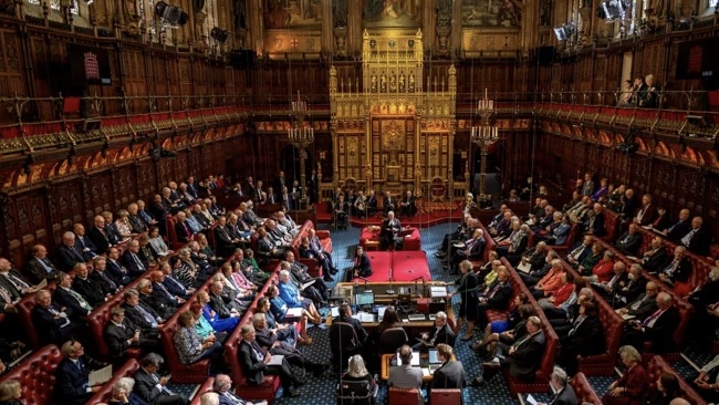 英國上議院長期被批評規模過大。 parliament.uk