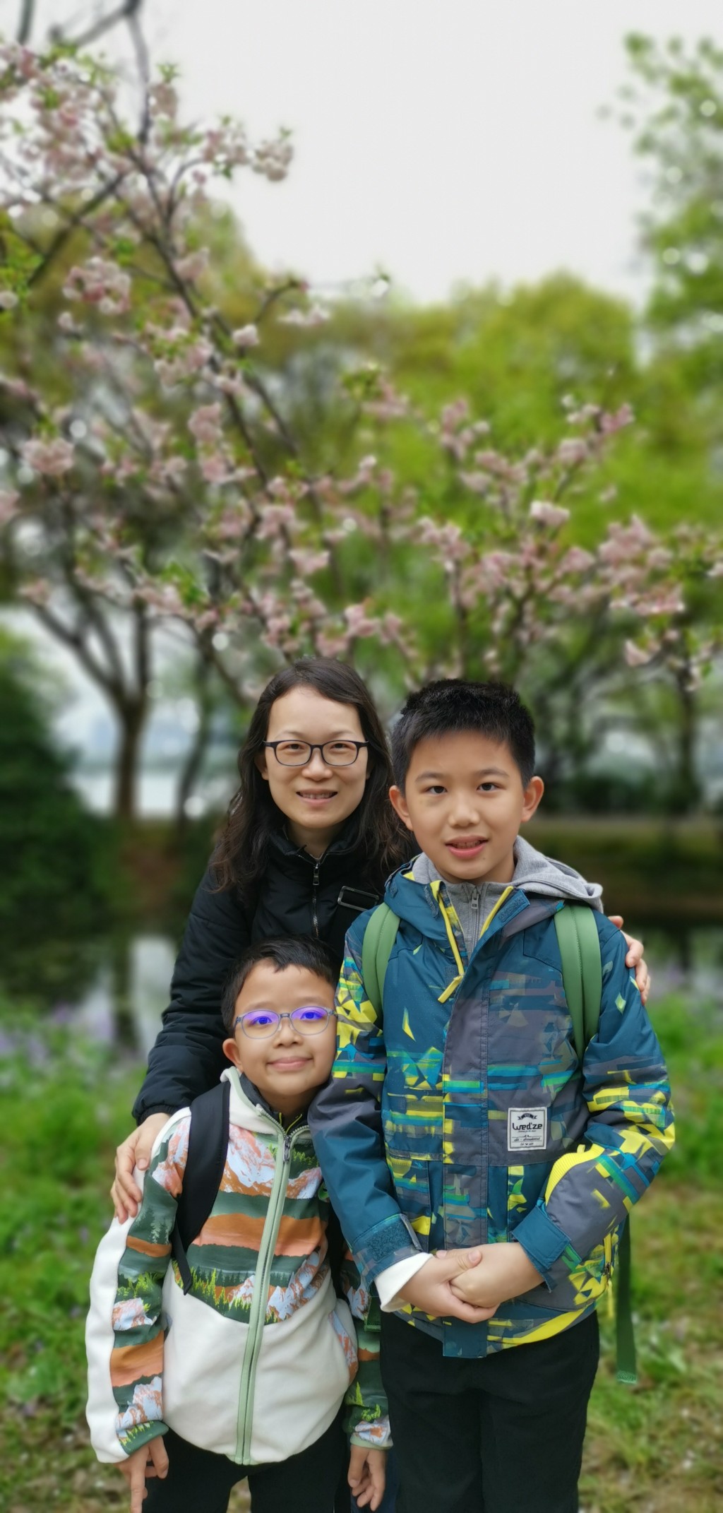 剛過去的假期，唐老師一家人外遊賞櫻，享受親子時光。（圖片來源：受訪者提供）