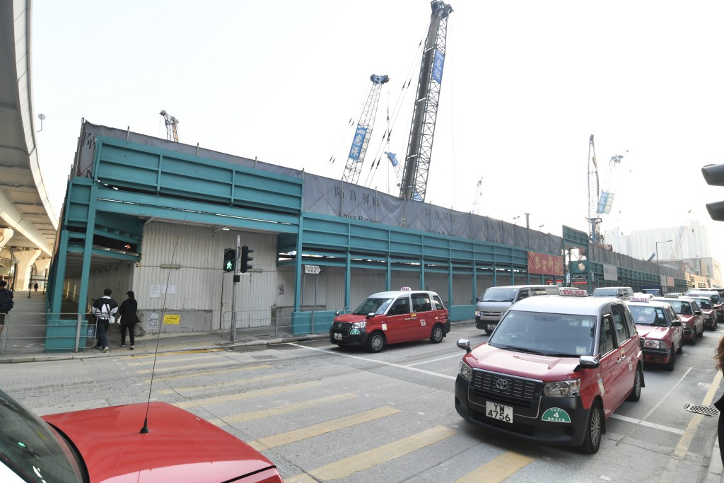 九龍倉及會德豐發展的九龍灣前九龍貨倉重建項目,涉552伙。 九龍倉及會德豐發展的九龍灣前九龍貨倉重建項目,涉552伙。