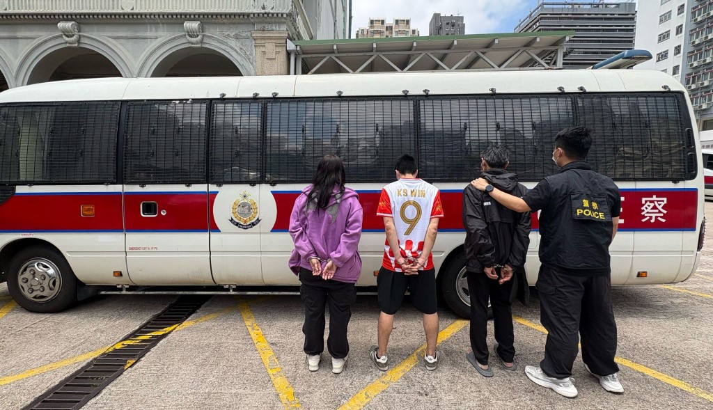 警旺角搗破毒窟拘4人。警方圖片