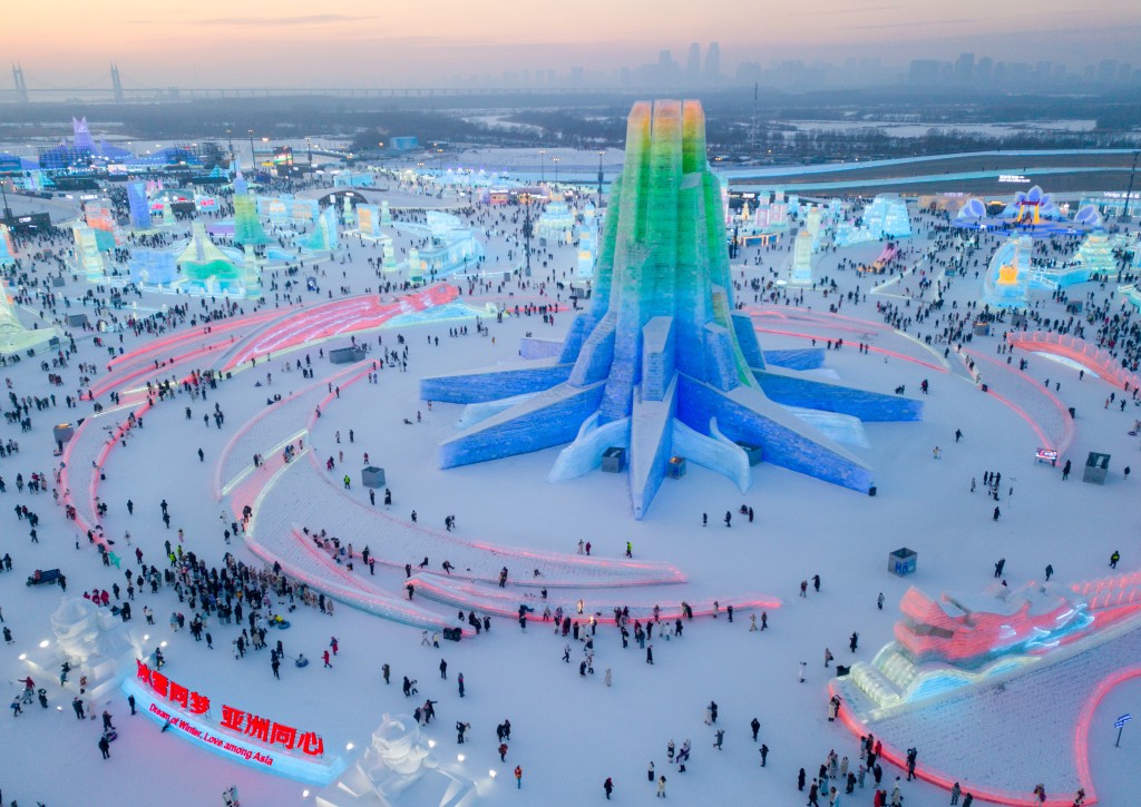 突破百萬！第二十六屆哈爾濱冰雪大世界入園遊客數量達103萬人次