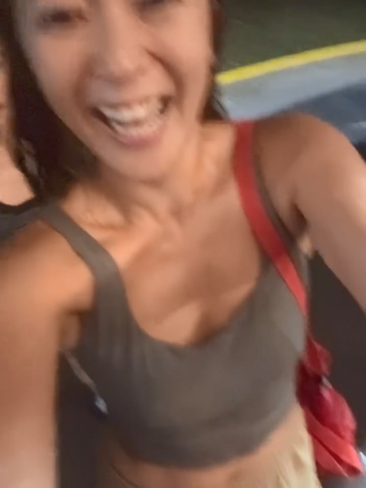 梁芷珮只能苦笑。 梁芷珮只能苦笑。