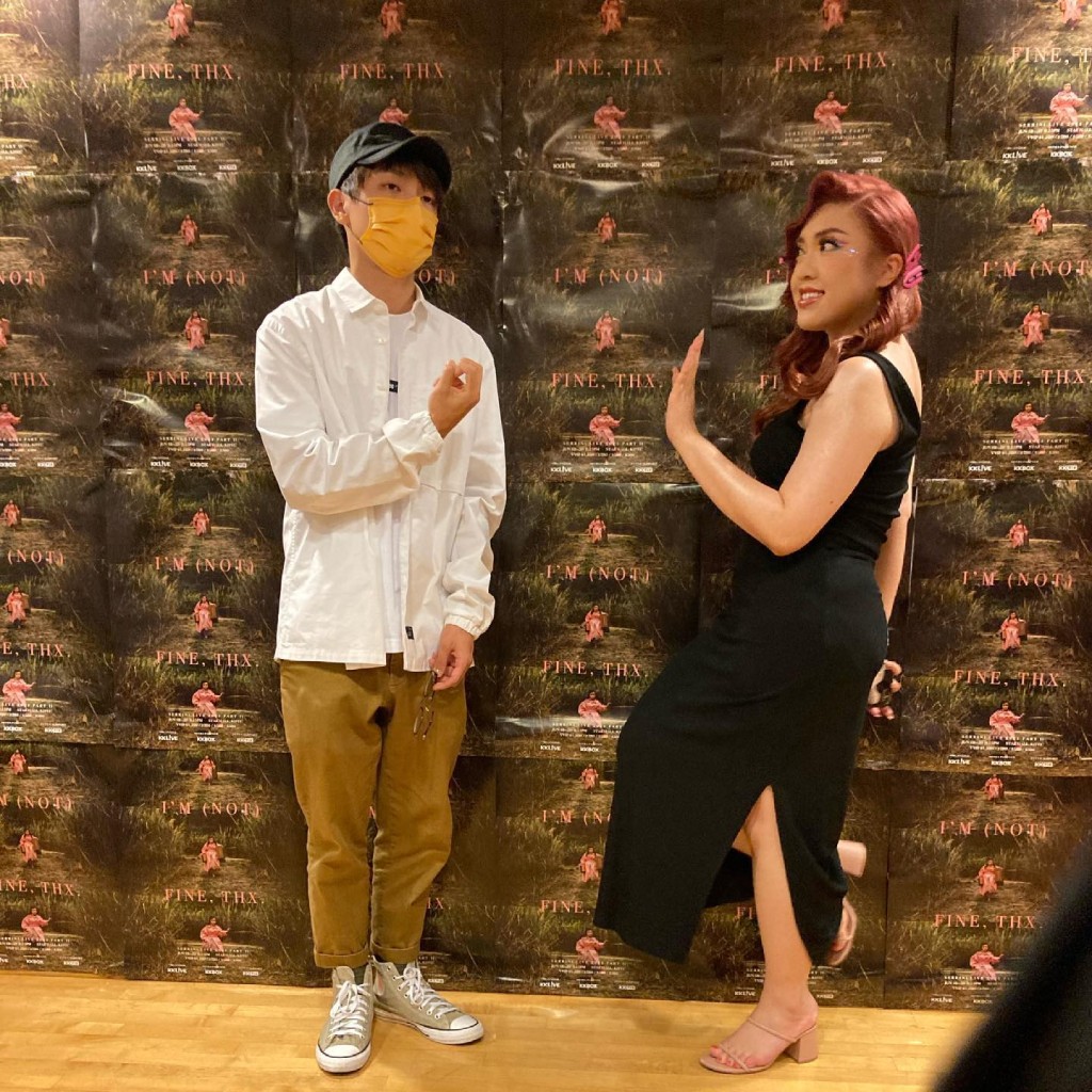 Serrini同家謙Say Hi都好尷尬咁。